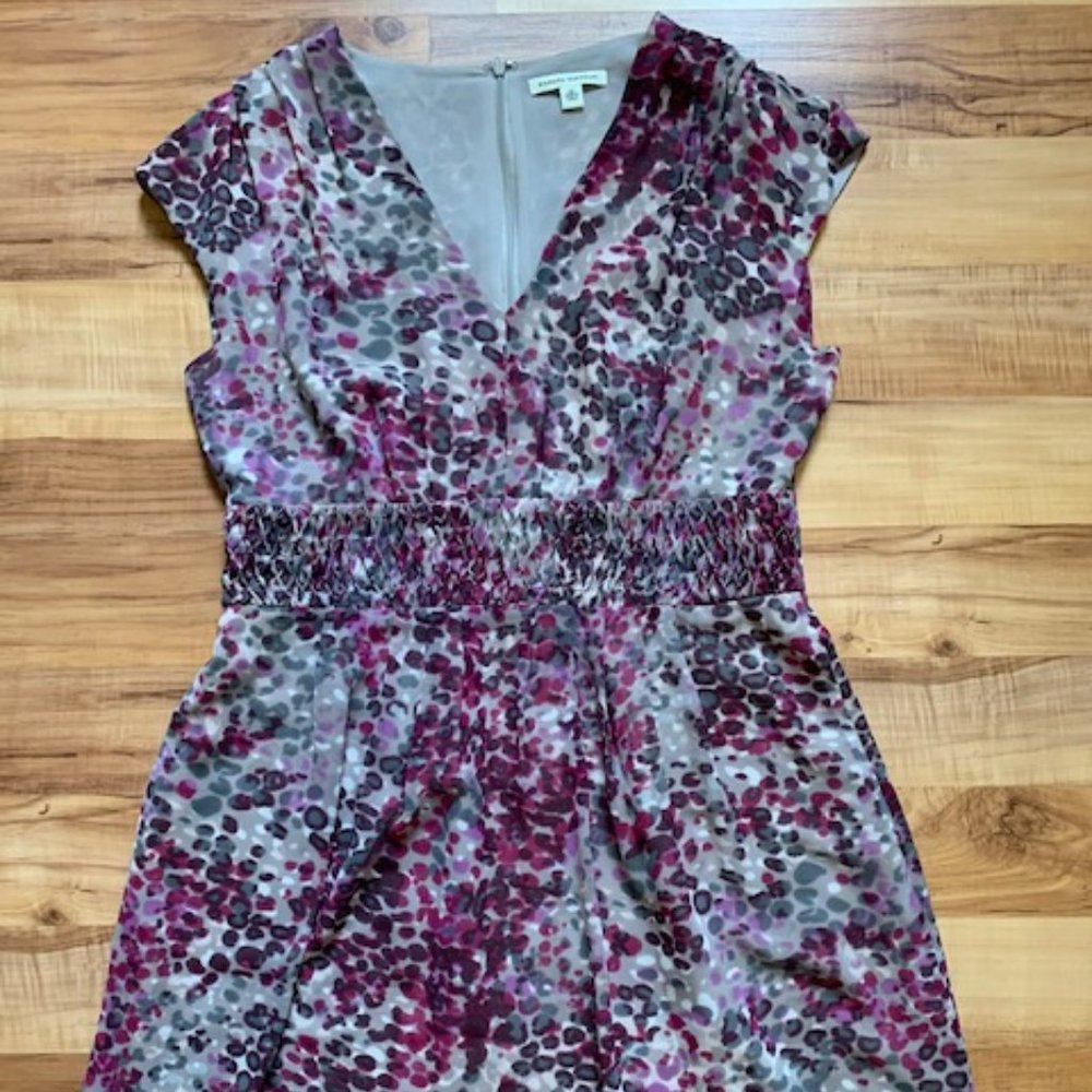 Banana Republic cap sleeve v-neck purple dot dress
